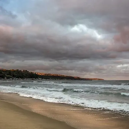Apartment The Captain. Be My Guests! Varna