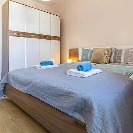 The Captain Be My Guests! By Rv Apartment *