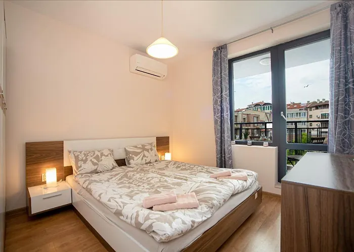 The Captain Be My Guests! By Rv Apartment