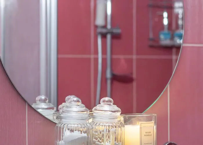 The Captain Be My Guests! By Rv 瓦爾納