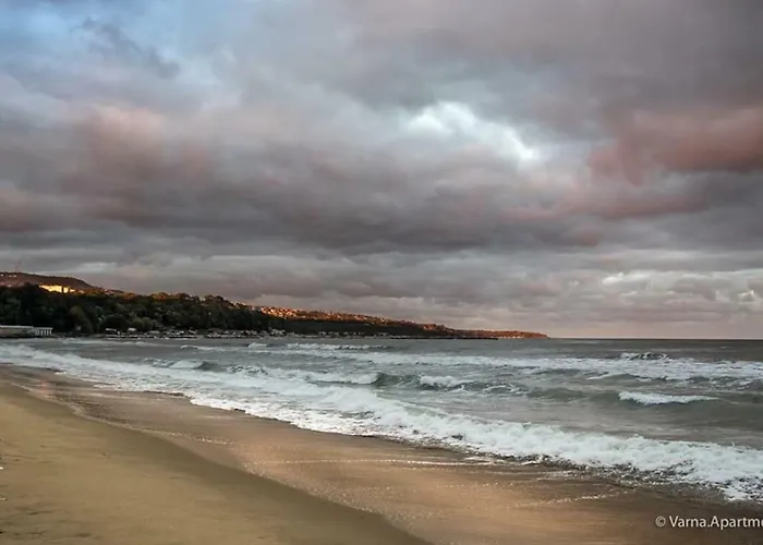 Apartment The Captain Be My Guests! By Rv Varna